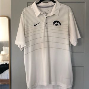 Men’s Nike Iowa Hawkeye polo size XL